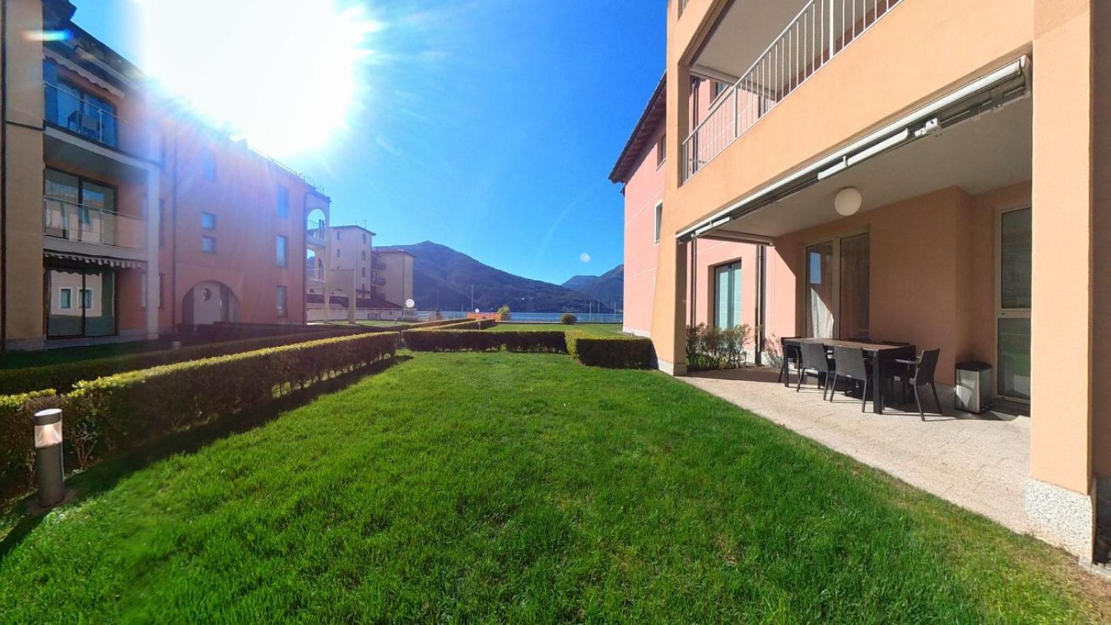 Golfo Gabella Lake Resort Maccagno 외부 사진
